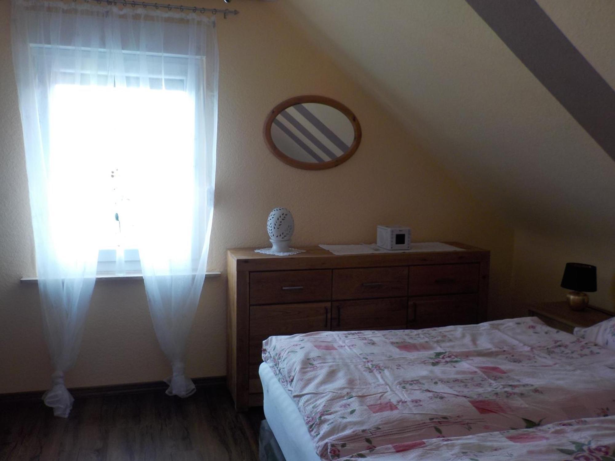 Ferienwohnung Wolf Ensdorf エクステリア 写真